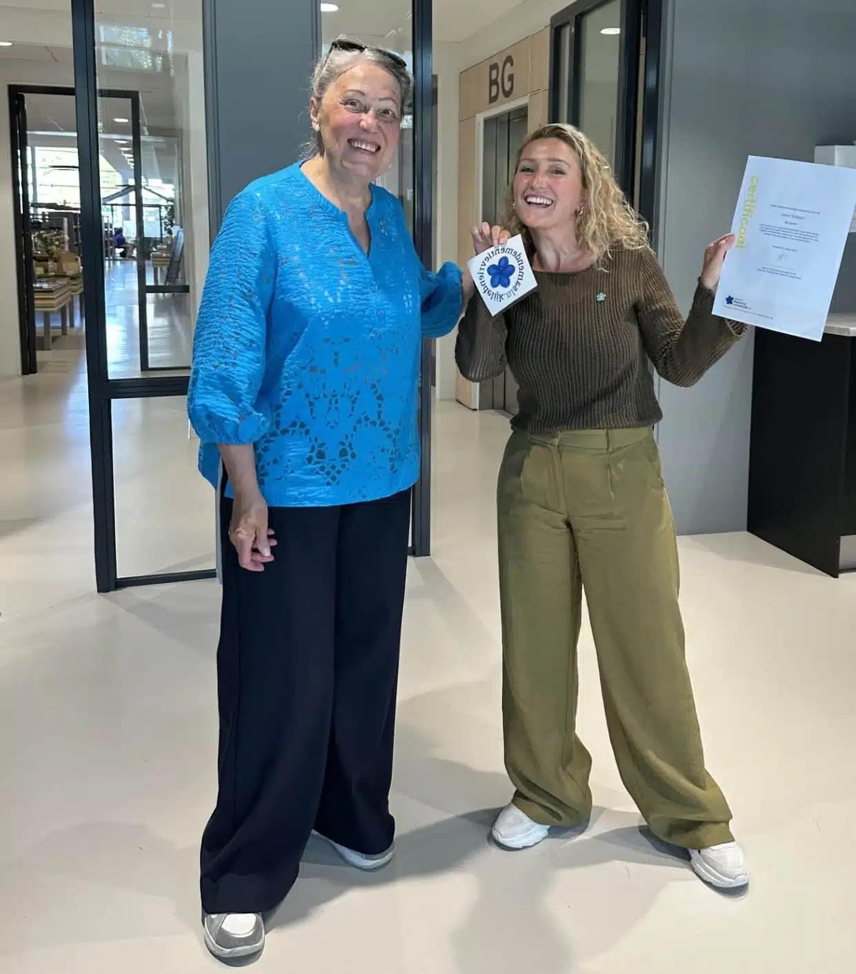 Nieuws artikel Salut ontvangt certificaat dementievriendelijke organisatie